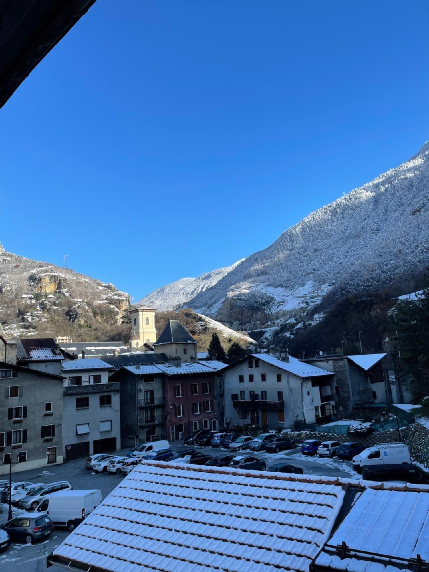 La Montagnette Les Marmottes Studio Maison En Travaux De 10H A 17H 무티에 외부 사진